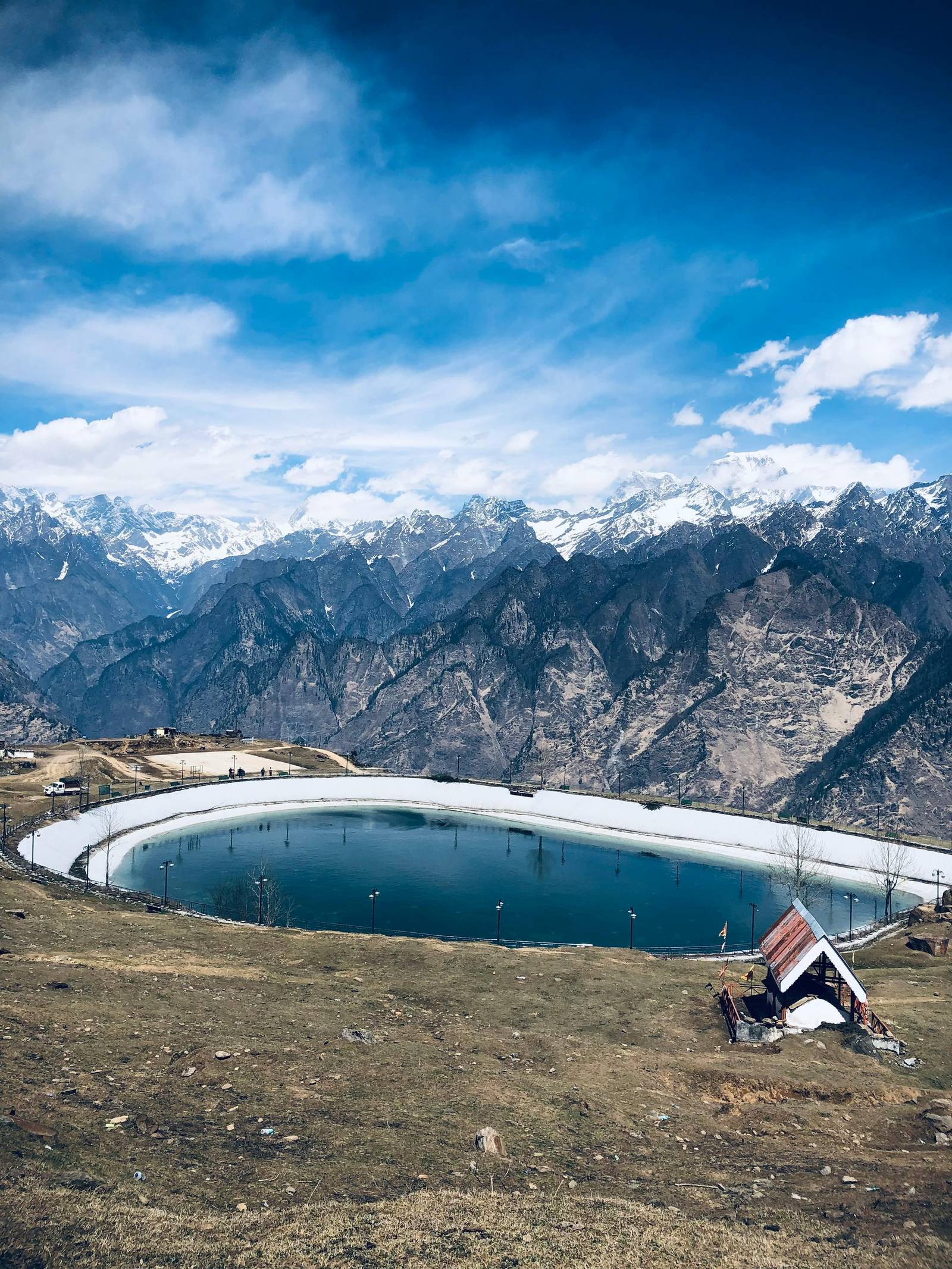 Auli lake panorama